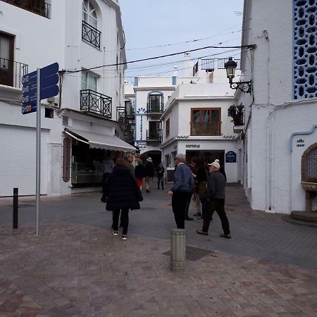 Calle Antonio Millon Nerja Extérieur photo