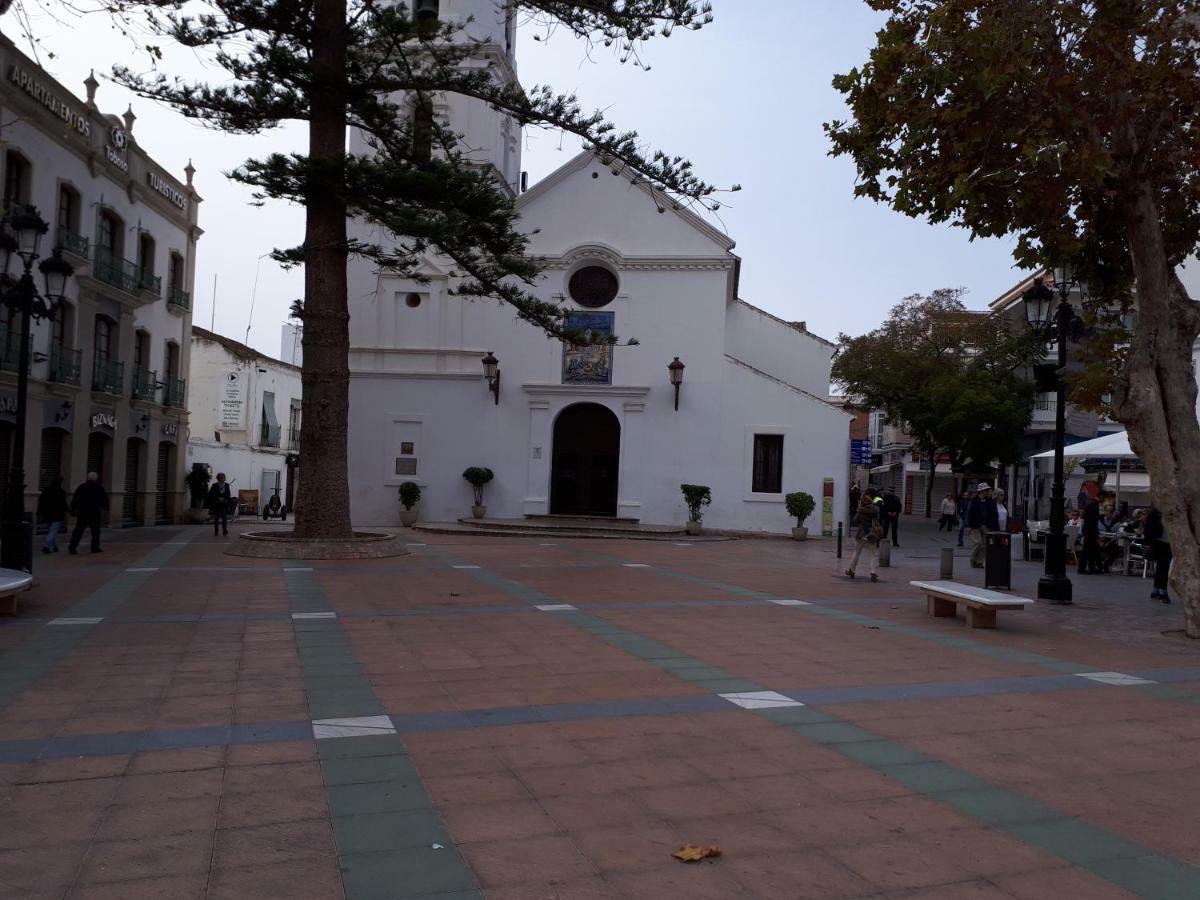 Calle Antonio Millon Nerja Extérieur photo